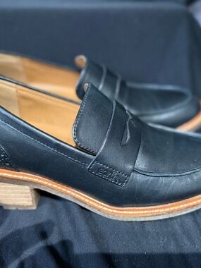 Earth Black Leather Women's Penny Loafers with Tan Trim